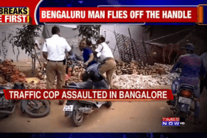 WATCH VIDEO | Drunk Man Attacks Traffic Cops Who Stopped Him For Not Wearing Helmet
