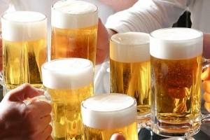 Drunk men try to enter women's hostel, force girls to party