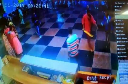 Man chase police with sword in vishakapatnam, cctv video out