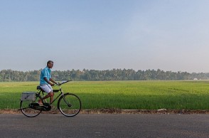 Father cycles 1,500 kms in 5 months for this touching reason