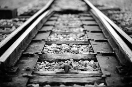 Man walks with Intestines After Falling from Train: Shocking news
