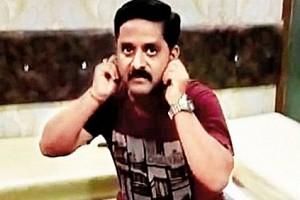 Shocking! Man forced to do sit-ups, apologise for criticising party chief