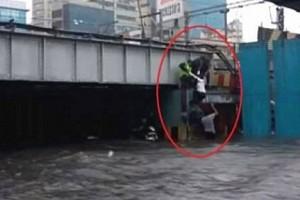 Breathtaking Video: Woman pulled out of flooded subway