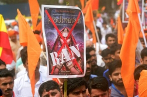 ‘Padmaavat’ protest turns violent, schools shut