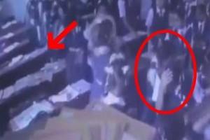 Watch video: Part of school ceiling falls on students' head