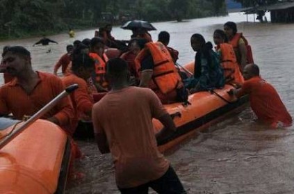 Pregnant woman goes into labour in Express Train: Photos Viral