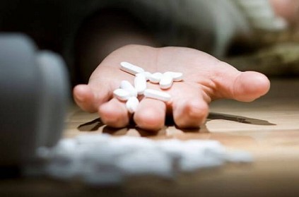 Shocking - WhatsApp chatting claims lives of two