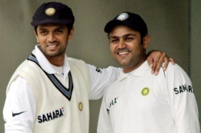 Sehwag compares Dravid to Great Wall of China