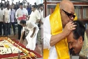 Watch Video: Stalin and DMK members visit Karunanidhi's memorial!