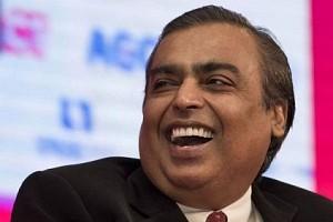 Do you know how much Mukesh Ambani earned per hour during pandemic? - Report on Rich getting richer...!