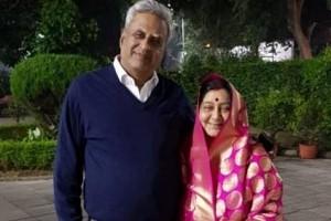 This Is What Sushma Swaraj's Husband Said On Her 2019 Election Decision: Post Went Viral!