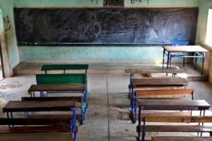 Teacher suspended for giving '0' marks instead of 99: Shocking Details
