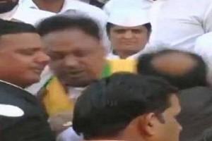 Video: Two Congress Leaders Slap Each Other During Flag Hoisting Ceremony On Republic Day