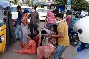 Vizag Gas leak: 10 or more Dead, Thousands fall sick; Many got Stranded on Roads!