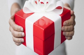 Watch: Wedding couple surprised as guests present bizarre gifts