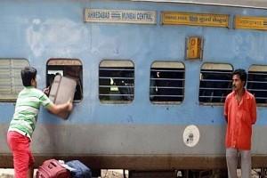 Indian Railways to charge for carrying extra luggage - details!