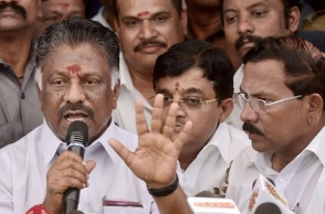 OPS camp blames TTV Dhinakaran’s return for dissolution of merger panel