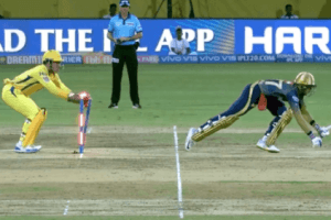 Watch Video - Superfast Stumping from Super King Dhoni!!! It just took that many seconds!!!