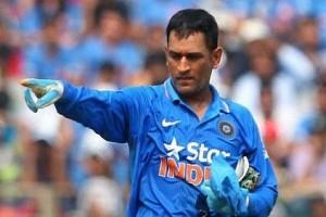 Thala Dhoni's unique punishment for latecomers in team - former coach reveals