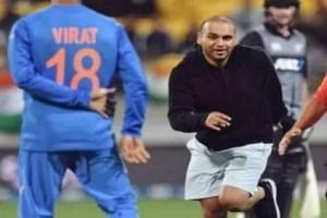Watch Video: Crazy Fans Breaks Security Twice To Meet Virat Kohli During 4th T20I  