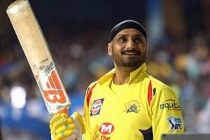 My IPL Bat is Missing: Harbhajan Singh!