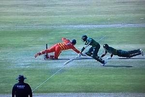Video: Two Pakistan Batsmen Get Run-Out in the MOST BIZARRE Manner; Twitter in Splits! 