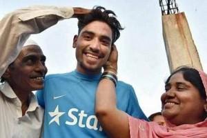 Mohammed Siraj’s Father Passes Away; Emotional Cricketer Opens Up on Tragic Loss