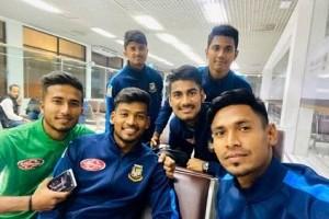 ‘Remember Us in Your prayers’, Cricketer Tweets Before Leaving for Pakistan