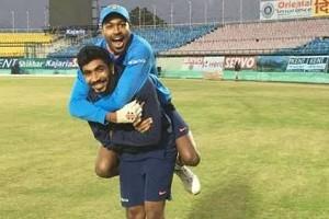 Pandya Reveals his Bonding with Bumrah on a Sudden Twitter Post