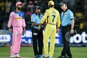 Ashwin vs Dhoni !!! Ashwin was right and Dhoni was wrong says Top ICC Official!!!
