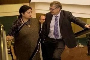 Smriti Irani's 'College Dropout' Joke With Bill Gates Is Winning Hearts; Twitter Calls It 'On Point'! 