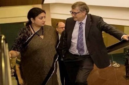 Smriti Irani\'s Photo With Bill Gates, Caption Wins Internet 