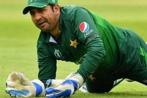 Watch Video: 3 Pakistan Players Fail To Stop Ball; SL Gets 5 Runs 
