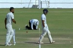 Video: On-Field Umpire Gets Badly Injured During Ranji Trophy Final; Replacement Called In! 