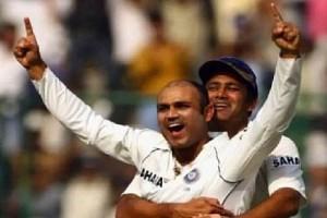 Virender Sehwag Sends Sweet Birthday Wishes To Anil Kumble With A Sorry Note 
