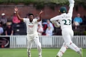 Watch Video: Ravichandran Ashwin Makes A Superb Delivery, Takes Quinton de Kock's Wicket   