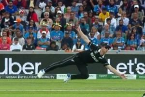 Best Catch Of The Tournament! WATCH: NZ All-rounder Takes A Blinder to dismiss Dinesh Karthik