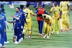 CSK Rayudu's special gesture towards Dhoni after an incredible knock against MI wins hearts!