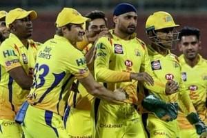 "The other teams don’t do that" - Harbhajan Singh breaks a secret about CSK!