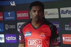 IPL 2022: Muttiah Muralitharan loses his cool in SRH vs GT Match - Here's why!