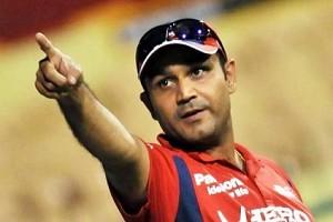 Virender Sehwag reveals how this former captain revived his Test career!