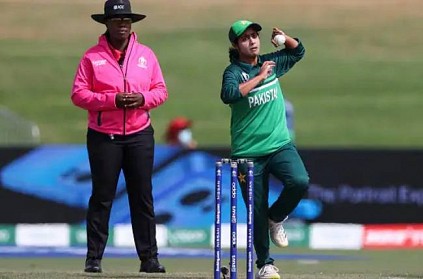 WC 2022 umpire misses ball count, Omaima Sohail bowls 7 balls