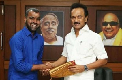 திமுக தலைவர் மு.க.ஸ்டாலினை நேரில் சந்தித்த..பிக்பாஸ் போட்டியாளர்!