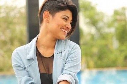 ஐஸ்வர்யாவை 'சப்போர்ட்' செய்த ஓவியா.. அடித்துக்கொள்ளும் நெட்டிசன்கள்!