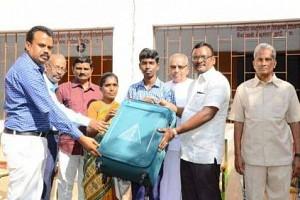 ‘கரூரை தாண்டி கூட போனதில்ல’.. ஸ்வீடன் செல்லும் அரசுப்பள்ளி மாணவன் நெகிழ்ச்சி!