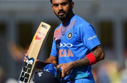 'ரொனால்டோ' ஸ்டைலில் 'கோலி'க்கு வணக்கம் செலுத்திய கே.எல்.ராகுல்.. வைரல் புகைப்படம்!