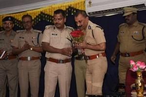 'என்னுடைய பணியை இளைஞர்கள் பார்த்துக் கொள்வார்கள்'...ஐ.ஜி பொன் மாணிக்கவேல் உருக்கம்!