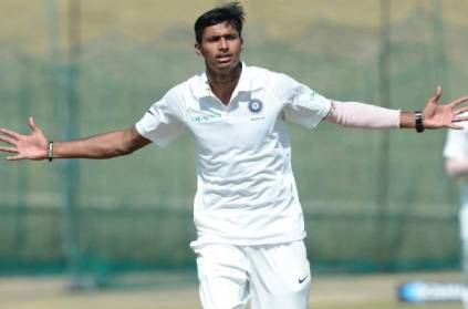 இந்திய அணியில் இடம்பிடித்த '500 ரூபாய்' வீரர்.. காரணம் யார் தெரியுமா?