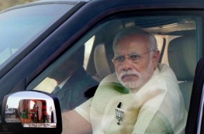 பிரதமரை நோக்கிக் காலணி காட்டியவர் - சென்னையில் கைது!