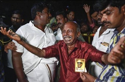 2 DMK workers die of heart attack after hearing about Kalaignar's death